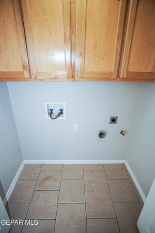 528 Green Village Court B, El Paso, TX 79912
