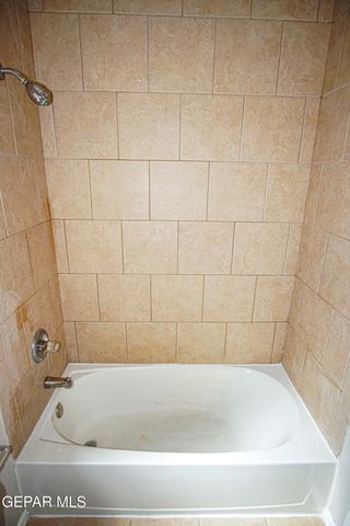 528 Green Village Court B, El Paso, TX 79912