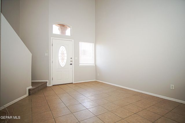 528 Green Village Court B, El Paso, TX 79912
