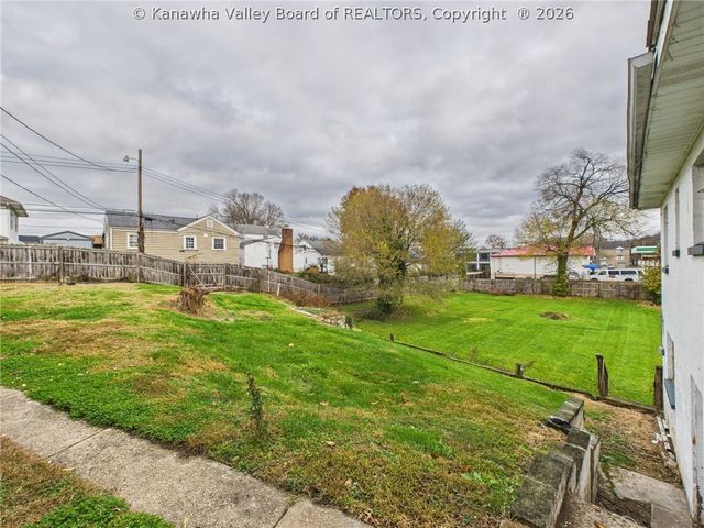 2314 Kanawha Terrace, St Albans, WV 25177