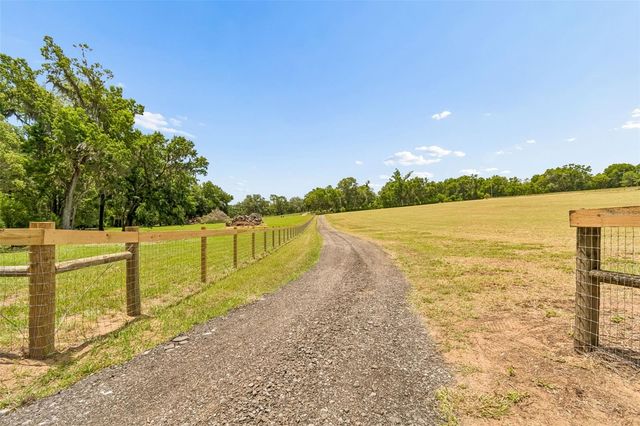 17345 SWEETWATER ROAD, Dade City, FL 33523