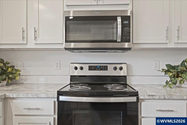 176 Clearwater Av NE, Salem, OR 97301