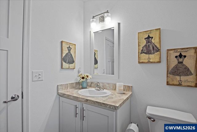 176 Clearwater Av NE, Salem, OR 97301