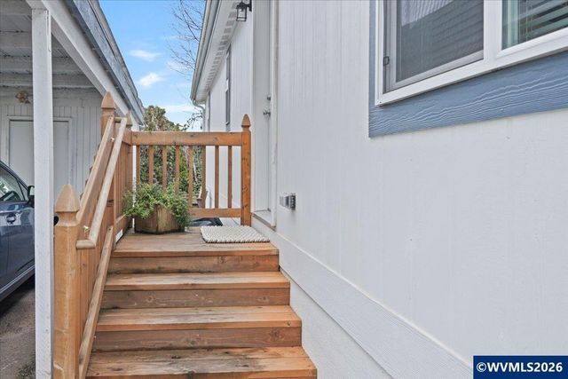 176 Clearwater Av NE, Salem, OR 97301