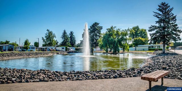 176 Clearwater Av NE, Salem, OR 97301