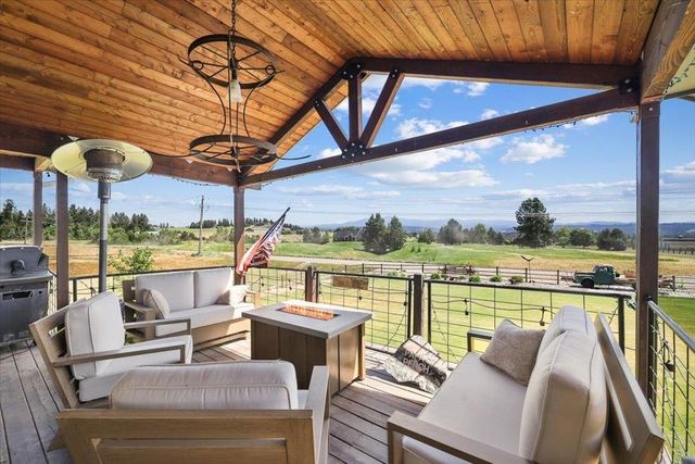 20717 N Division Rd, Colbert, WA 99005