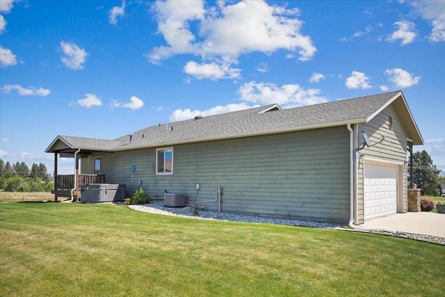 20717 N Division Rd, Colbert, WA 99005