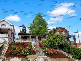 417 Hays Ave, Mt Oliver, PA 15210