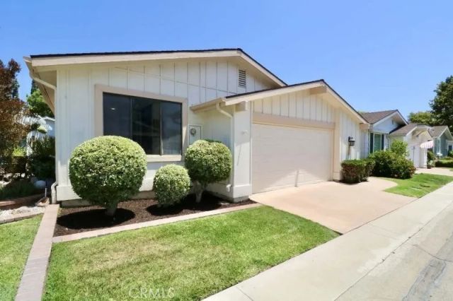 2613 Forest Lake 46, Santa Ana, CA 92705