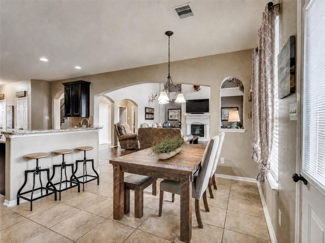 2557 Estrada Drive, League City, TX 77573
