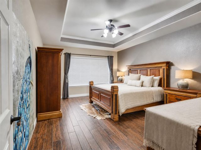 2557 Estrada Drive, League City, TX 77573