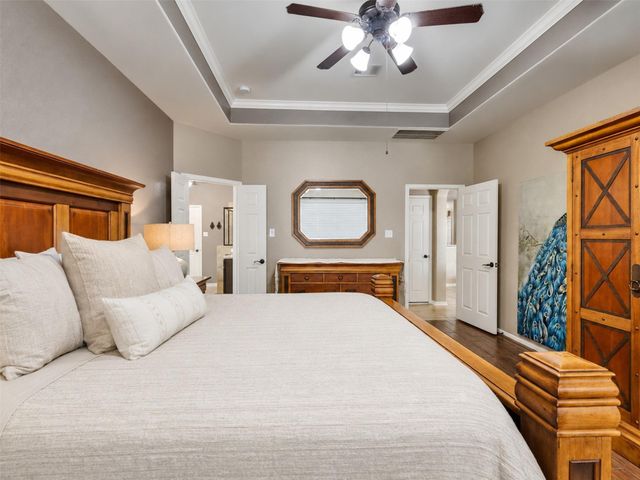 2557 Estrada Drive, League City, TX 77573
