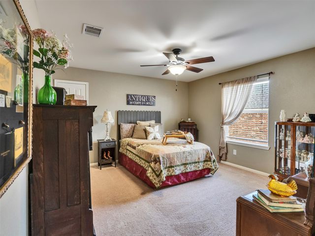 2557 Estrada Drive, League City, TX 77573