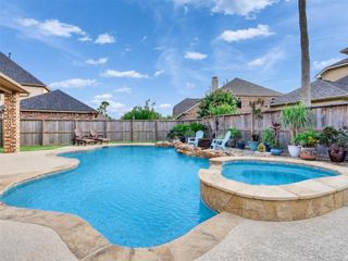 2557 Estrada Drive, League City, TX 77573