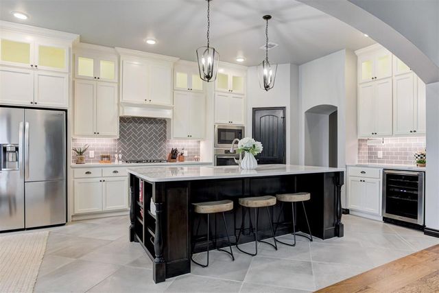 2225 NW 187th Street, Edmond, OK 73012