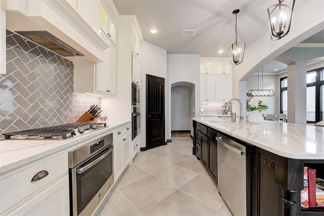 2225 NW 187th Street, Edmond, OK 73012
