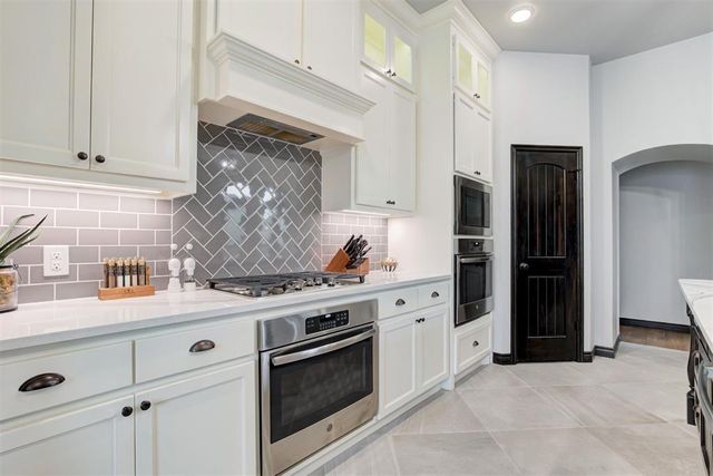 2225 NW 187th Street, Edmond, OK 73012
