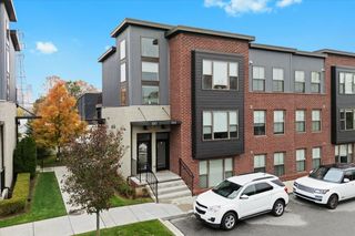 1220 Diamond Court E, Royal Oak City, MI 48067