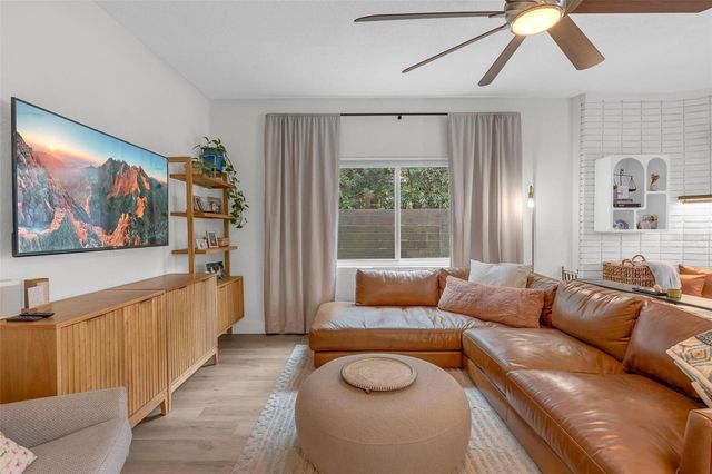 1929 ESSEX PLACE, Orlando, FL 32806