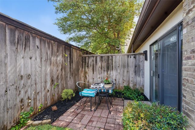 18040 Midway Road 180, Dallas, TX 75287