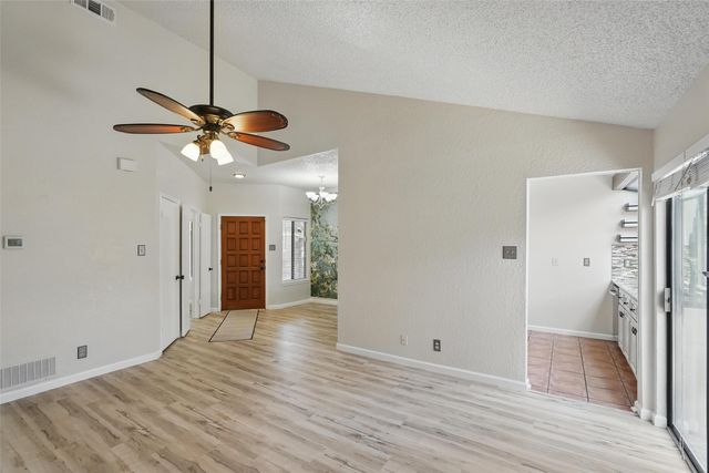 18040 Midway Road 180, Dallas, TX 75287