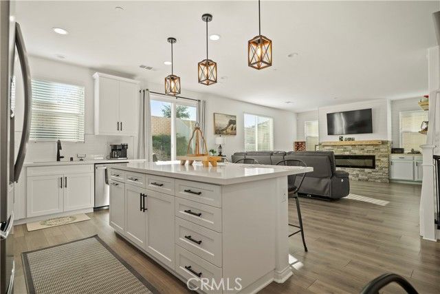 30295 Singer Ln, Menifee, CA 92584