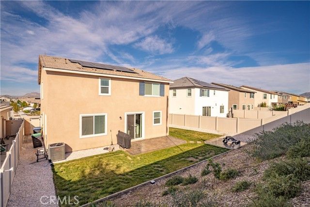 30295 Singer Ln, Menifee, CA 92584
