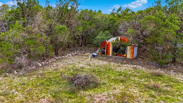 5125 Wegner Rd, New Braunfels, TX 78132