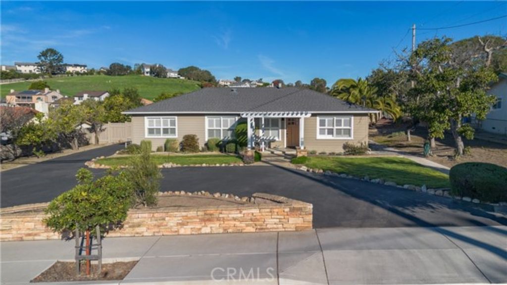 921 Huasna Road, Arroyo Grande, CA 93420