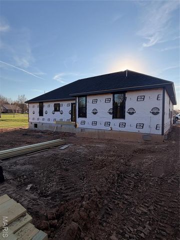 2228 Cherry Blossom Circle, Lebanon, MO 65536