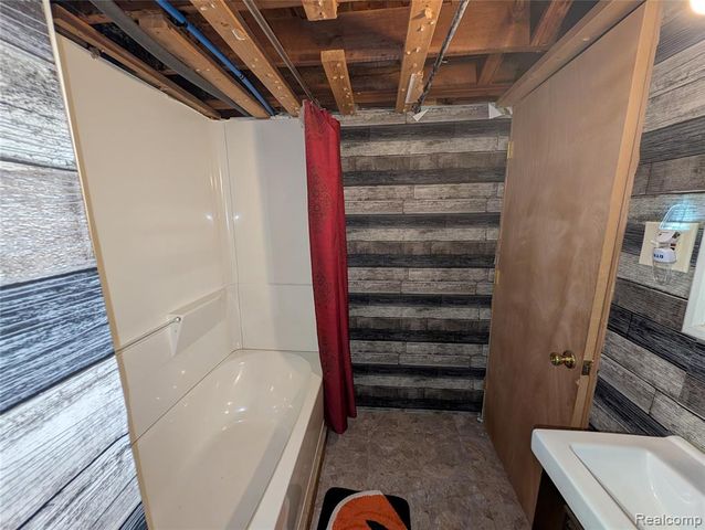 20140 Woodbine Street, Detroit, MI 48219