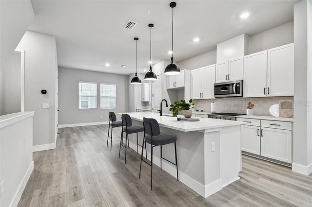 3137 4TH TERRACE N, St Petersburg, FL 33713