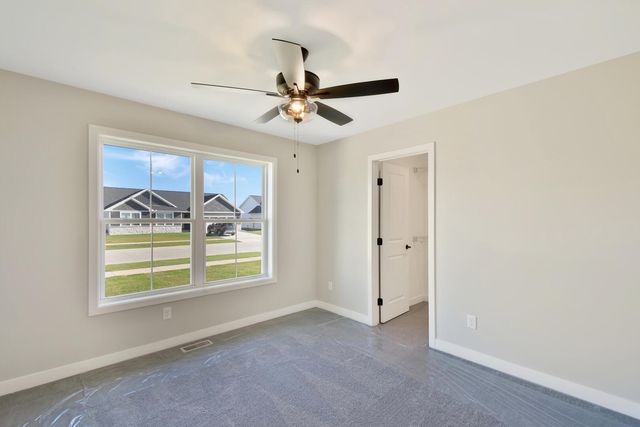 707 Cates Drive, Mahomet, IL 61853