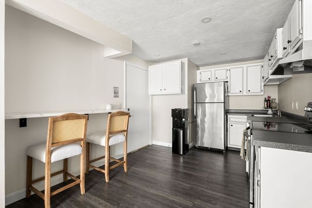 913 State Rd 14, Plymouth, MA 02360