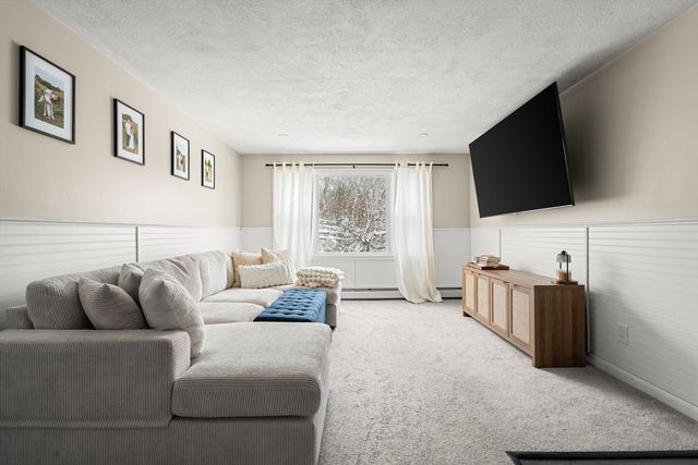 913 State Rd 14, Plymouth, MA 02360