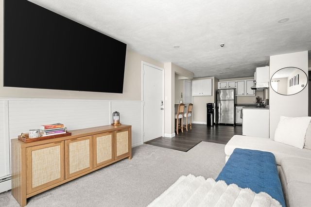 913 State Rd 14, Plymouth, MA 02360