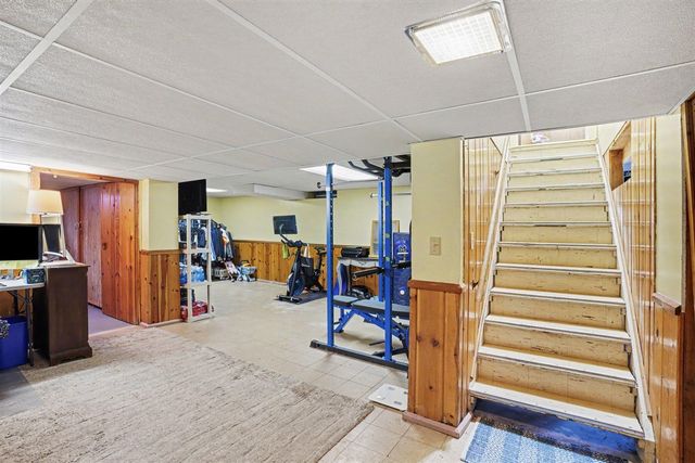 423 E Glenguile Street, Kalamazoo, MI 49004