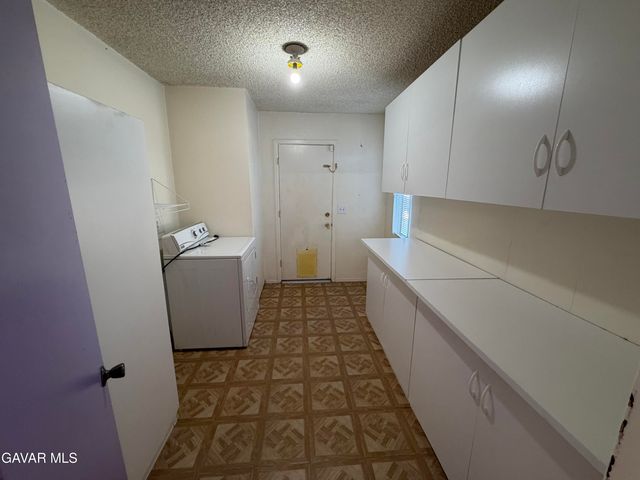 1621 E Avenue Q6, Palmdale, CA 93550