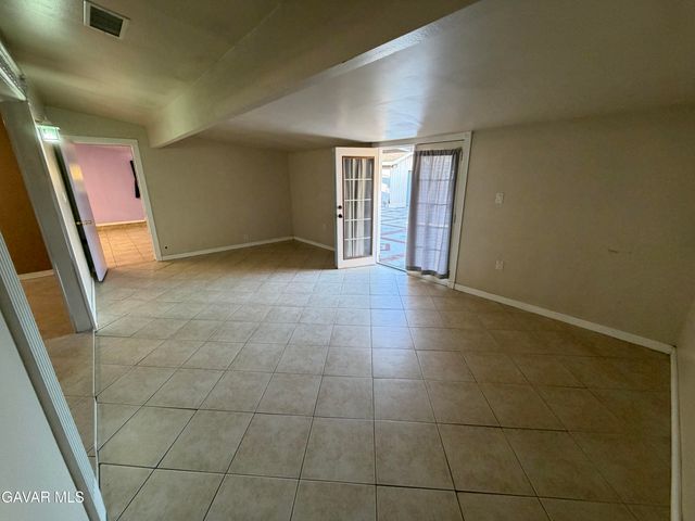 1621 E Avenue Q6, Palmdale, CA 93550