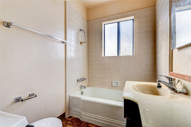 340 Avenue F, Redondo Beach, CA 90277