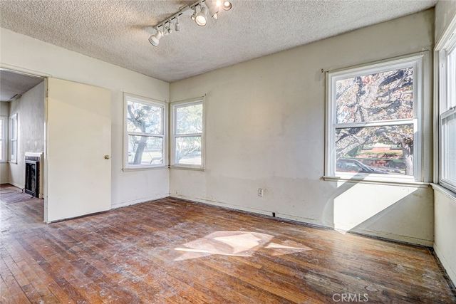 340 Avenue F, Redondo Beach, CA 90277