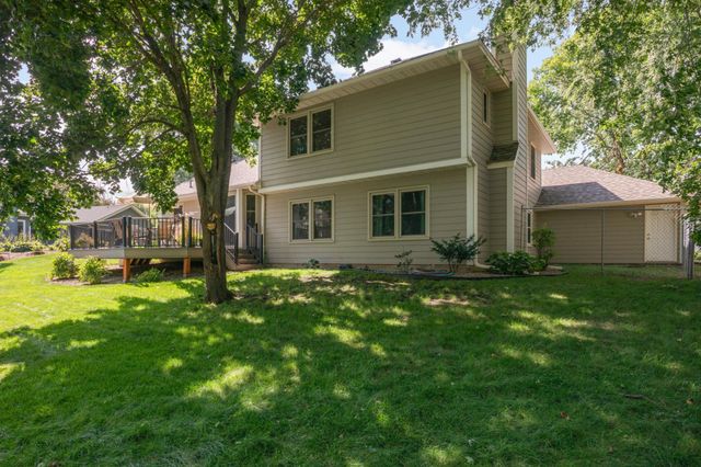 3266 Rolling Hills Drive, Eagan, MN 55121