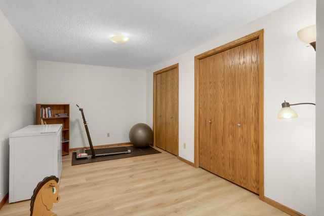 3266 Rolling Hills Drive, Eagan, MN 55121
