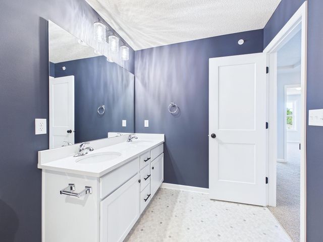 6700 Jorgensen Avenue S, Cottage Grove, MN 55016