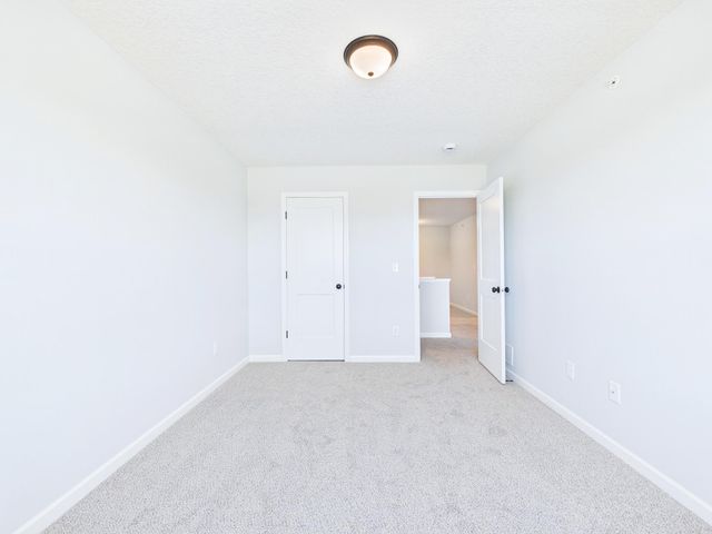 6700 Jorgensen Avenue S, Cottage Grove, MN 55016