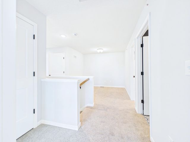 6700 Jorgensen Avenue S, Cottage Grove, MN 55016
