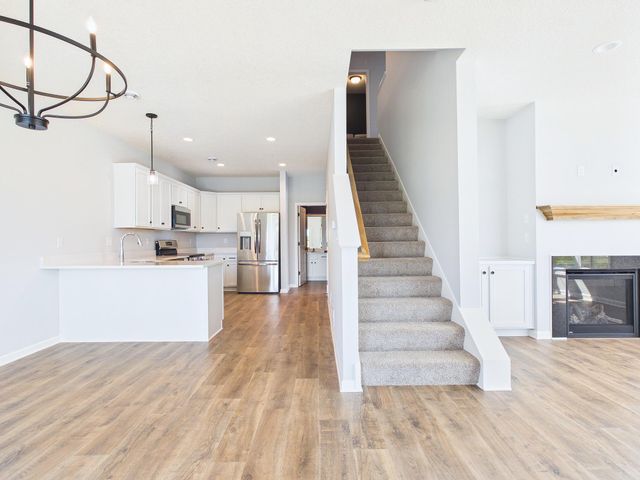 6700 Jorgensen Avenue S, Cottage Grove, MN 55016