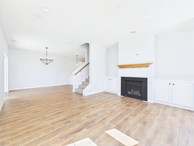 6700 Jorgensen Avenue S, Cottage Grove, MN 55016
