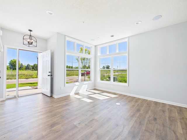 6700 Jorgensen Avenue S, Cottage Grove, MN 55016