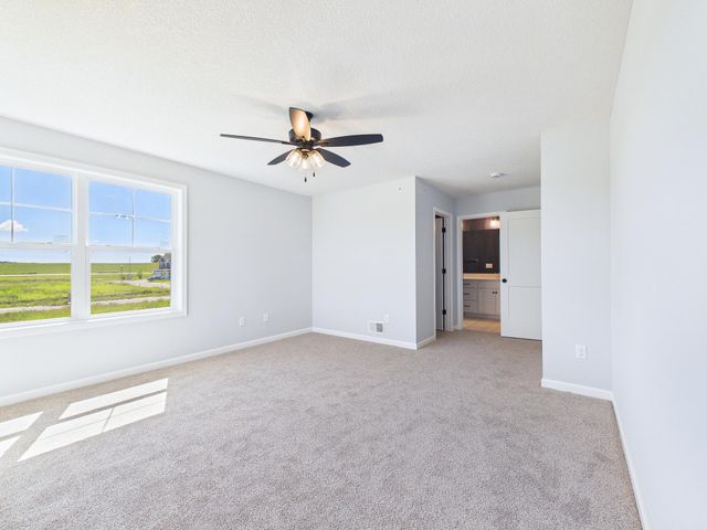6700 Jorgensen Avenue S, Cottage Grove, MN 55016